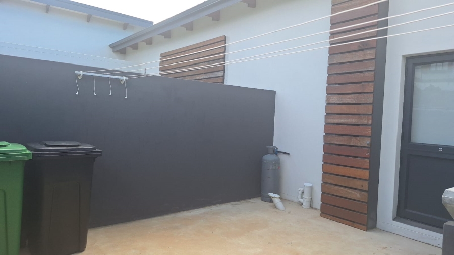 3 Bedroom Property for Sale in Stilbaai Oos Western Cape